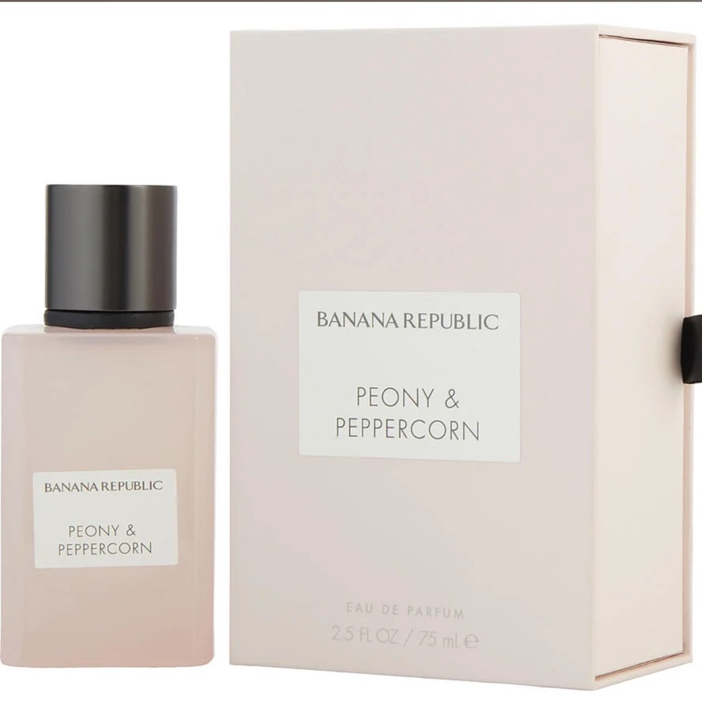 Banana Republic Peony & Peppercorn Perfume